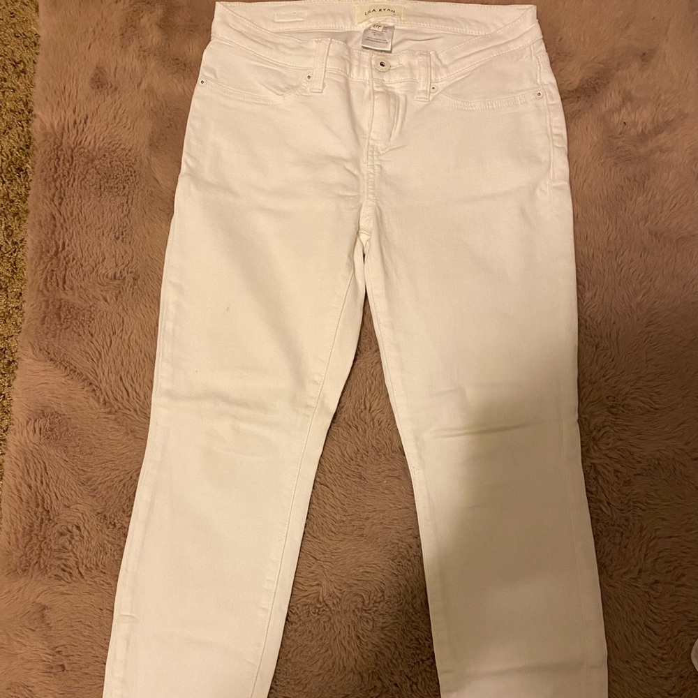 Lila Ryan white jeans size 27 or 4 straight leg